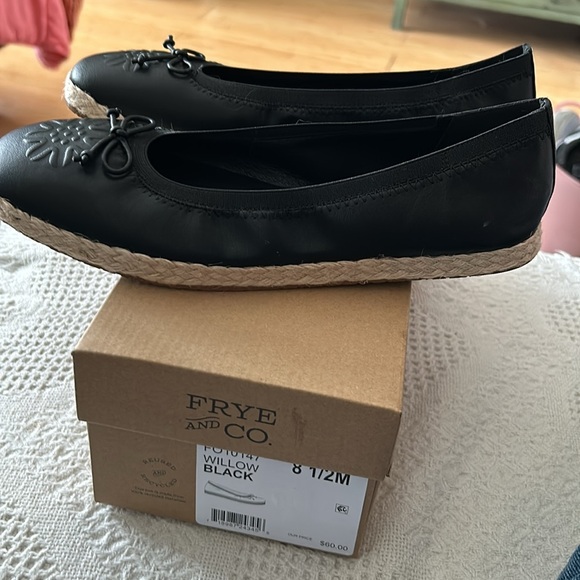 FRYE NWT never worn willow black flats women’s size 81/2 - Picture 4 of 5